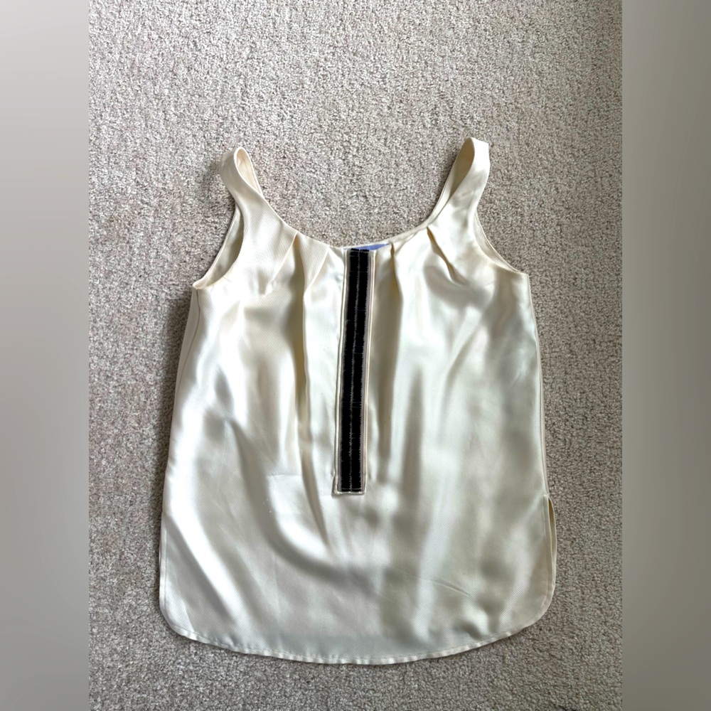 Vera wang lavender label silk sleeveless top